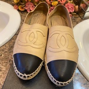 Chanel espadrilles tan/black